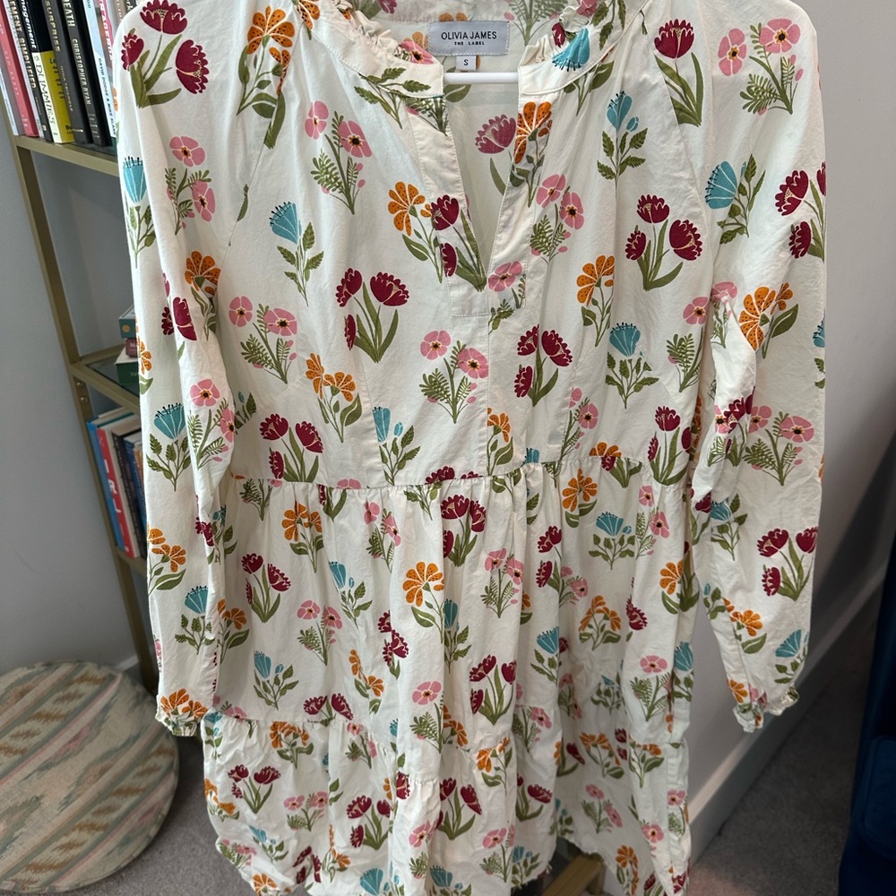Olivia James Floral mini dress size small. Cream dress, multicolor floral
